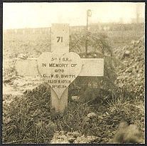 Walter's original grave in what would become the Cité Bonjean Military Cemetery. 