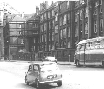 The Manchester School that Geoff 
attended.