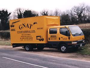 Specialist utility to transport men and machinery