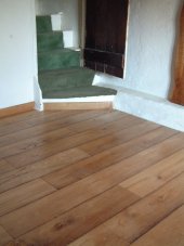 TRADITIONAL OAK FLOORS