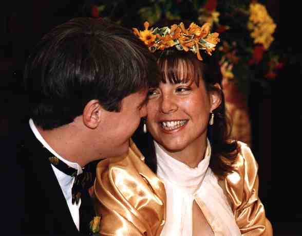 f16.jpg (17354 bytes)