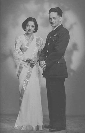 Hamilton Studios Photo of Edward and Sneh - Bombay